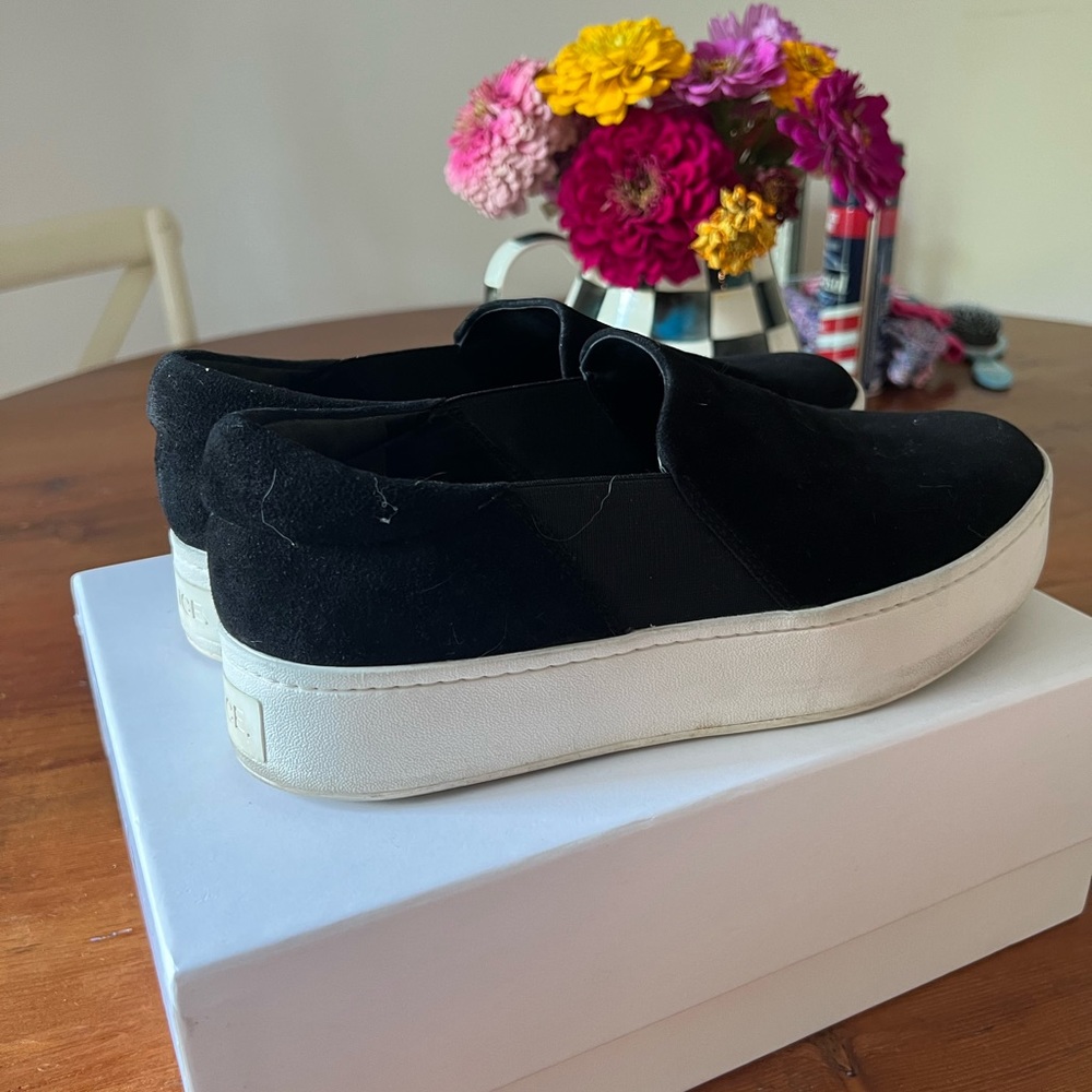 Vince Slip on Suede sneaker